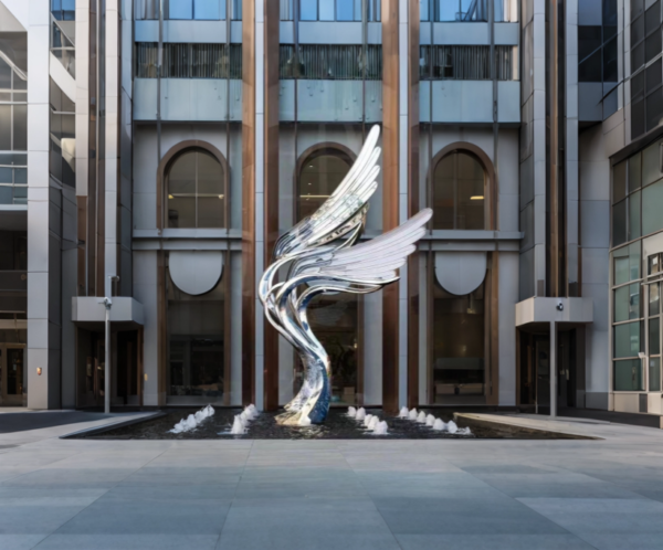 原图喷泉广场横屏 Modern Winged Stainless Steel Fountain Sculpture Installation